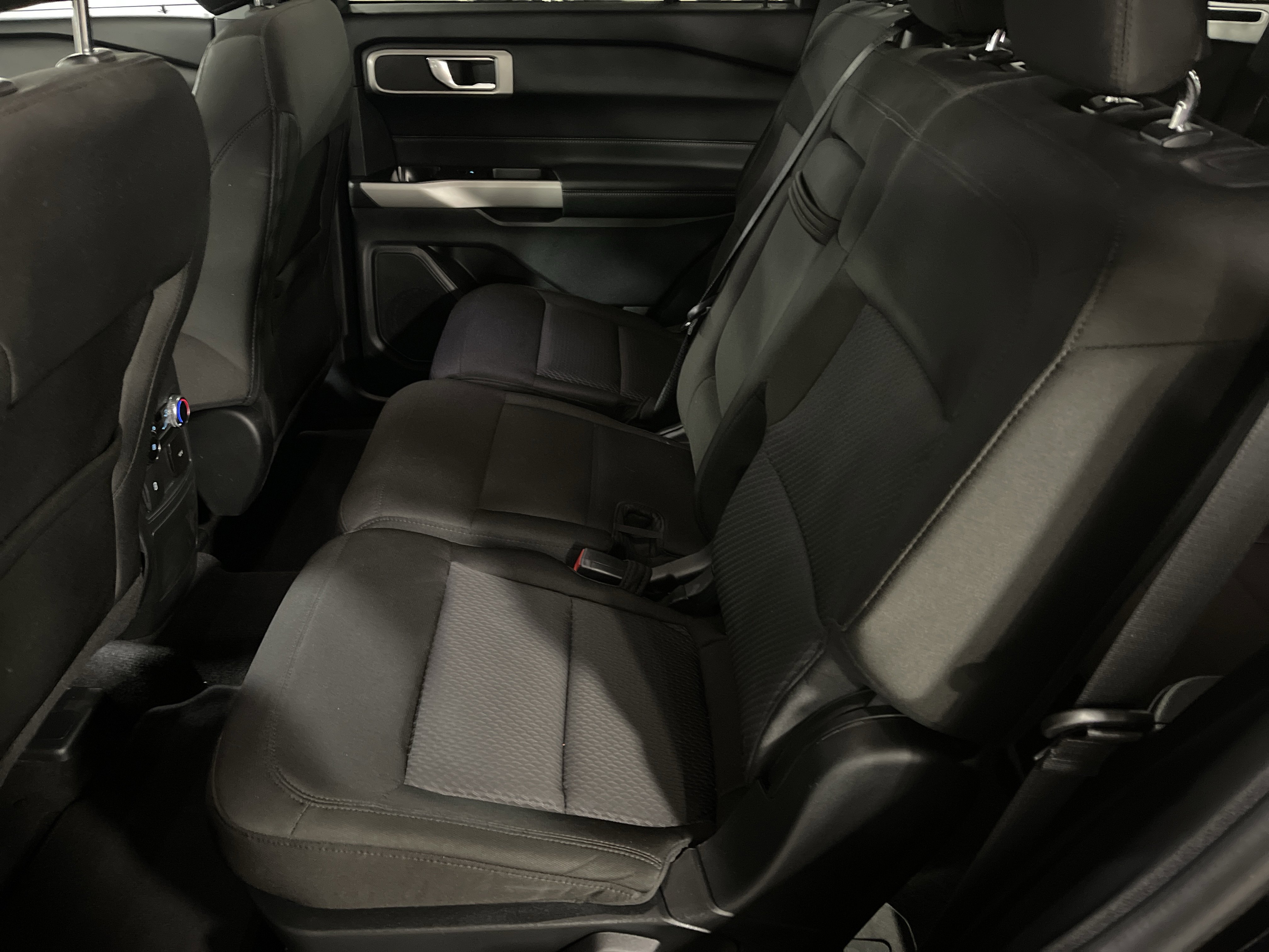 Used 2022 Ford Explorer XLT w/ Class IV Trailer Tow Package image 11