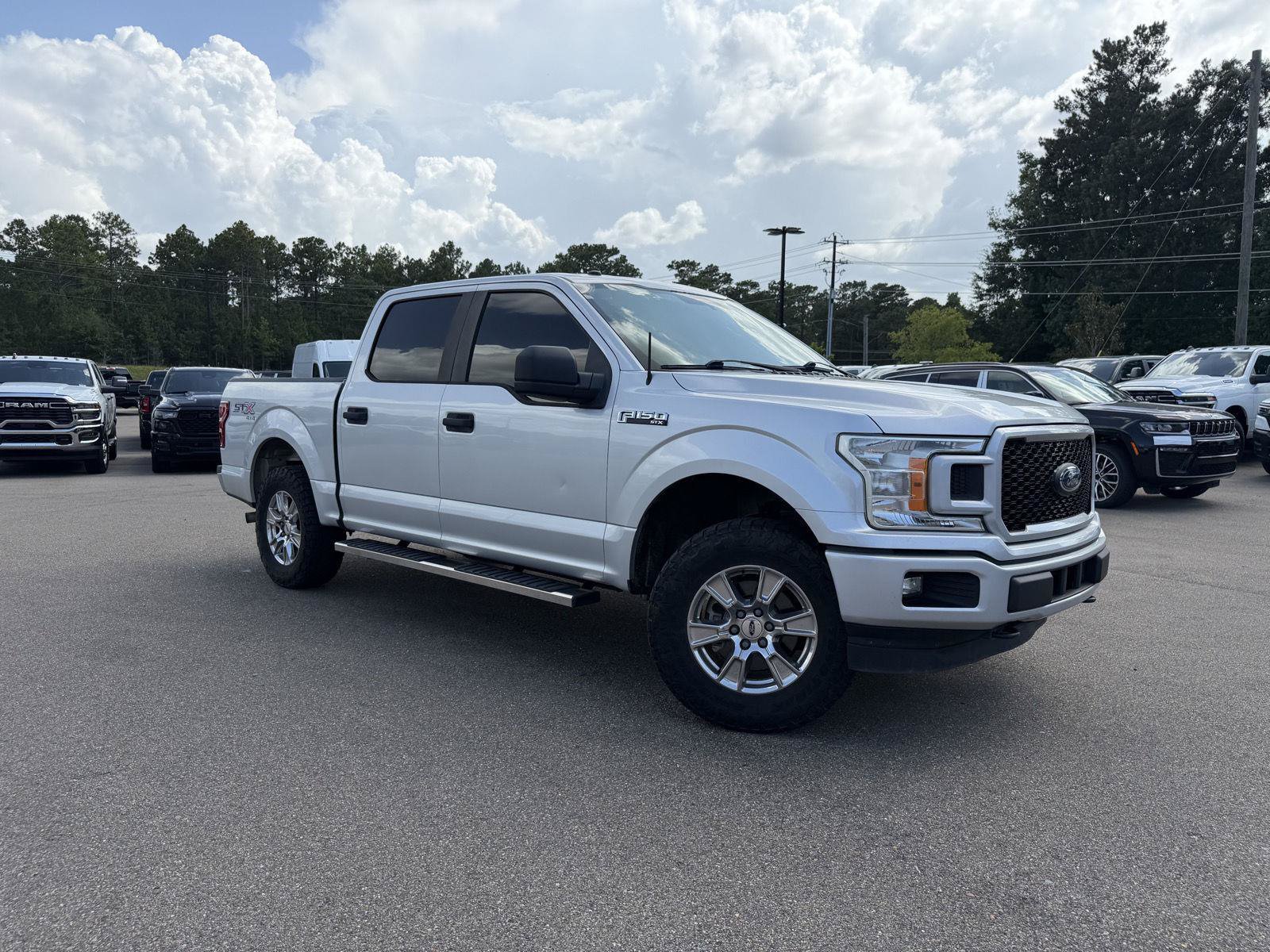Used 2018 Ford F150 XL w/ Equipment Group 101A Mid AWD/4WD image 3