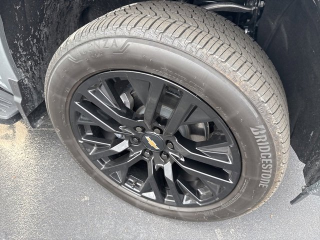 Used 2025 Chevrolet Silverado 1500 High Country image 14