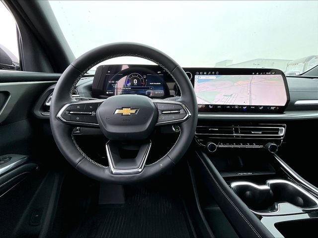 New 2026 Chevrolet Traverse LT w/ Sun and Wheel Package image 17