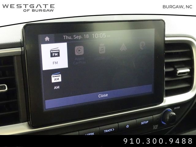 Used 2024 Hyundai Venue SEL image 24