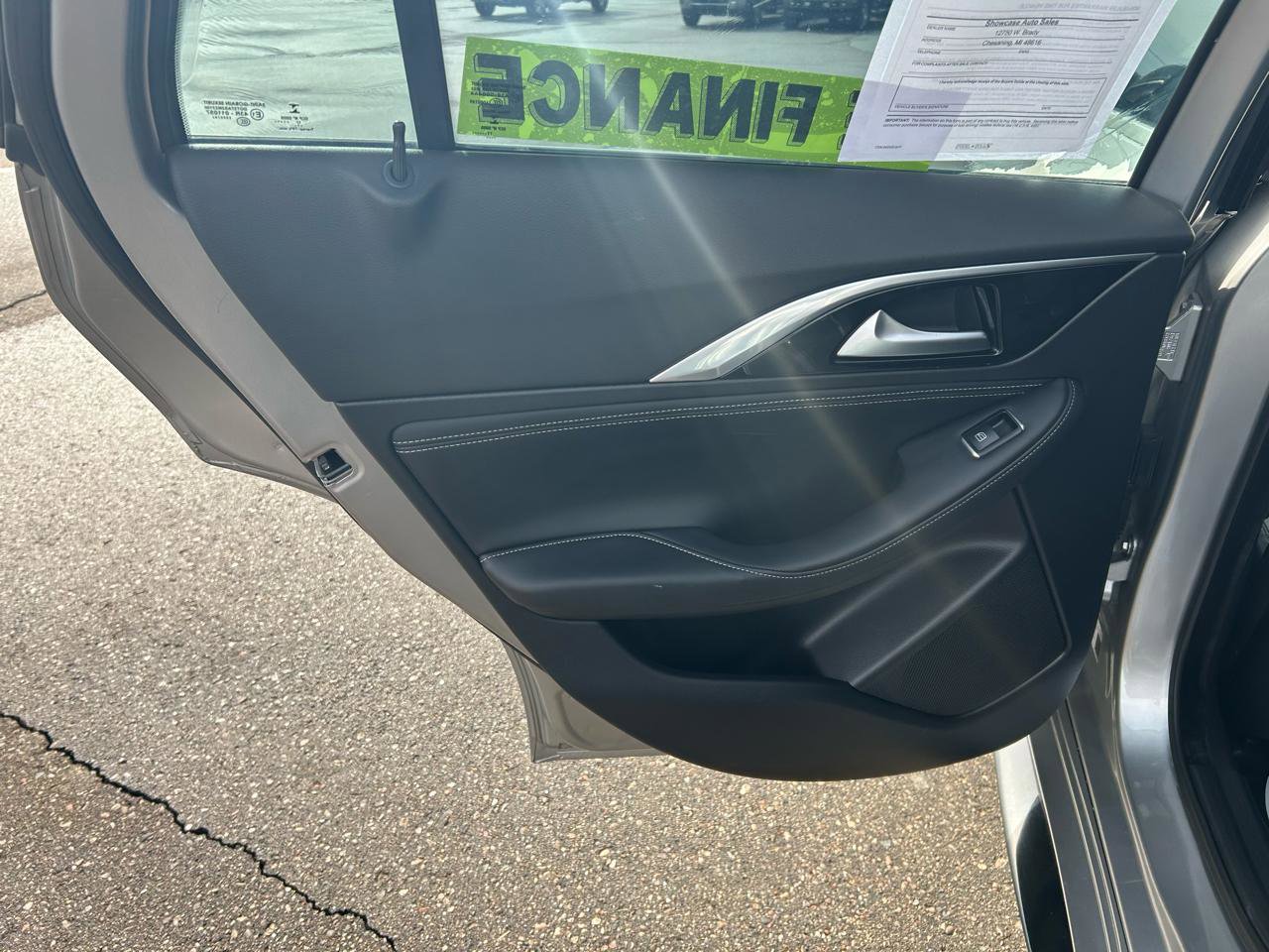 Used 2018 INFINITI QX30 image 13