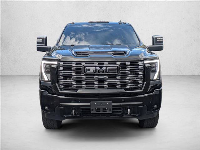 Used 2025 GMC Sierra 2500 Denali Ultimate w/ Max Trailering Package AWD/4WD image 2