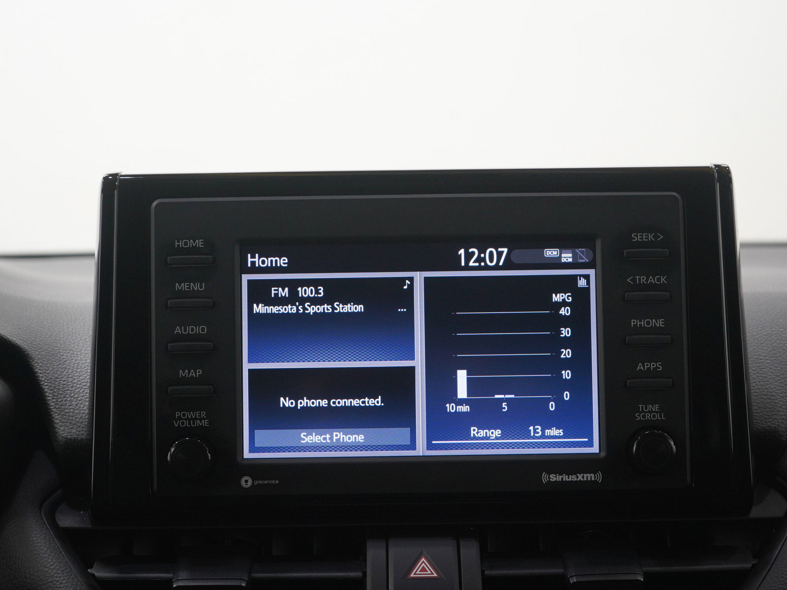 Used 2022 Toyota RAV4 LE image 16