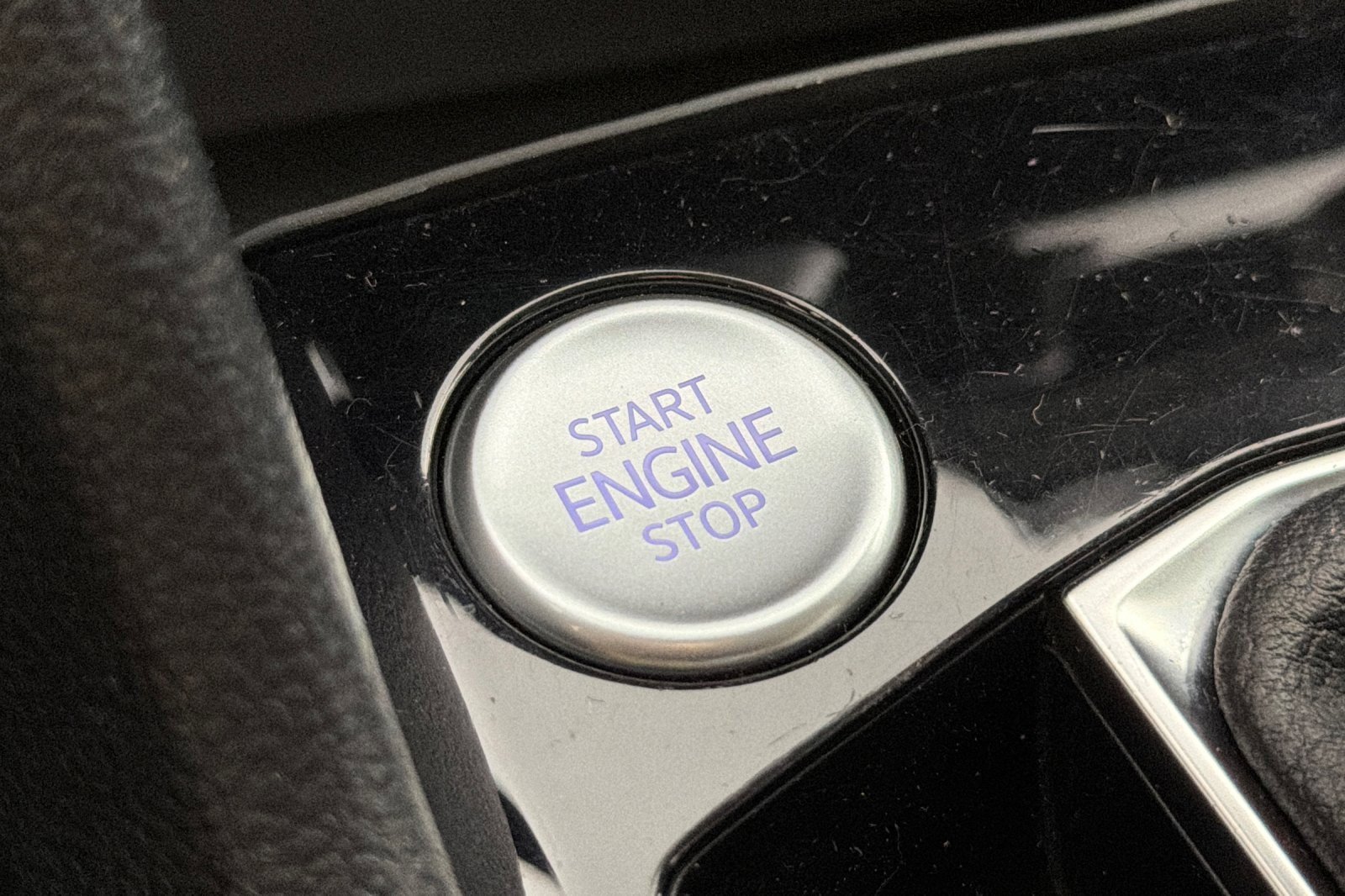 Used 2022 Volkswagen Taos SEL w/ Panoramic Sunroof Package image 22