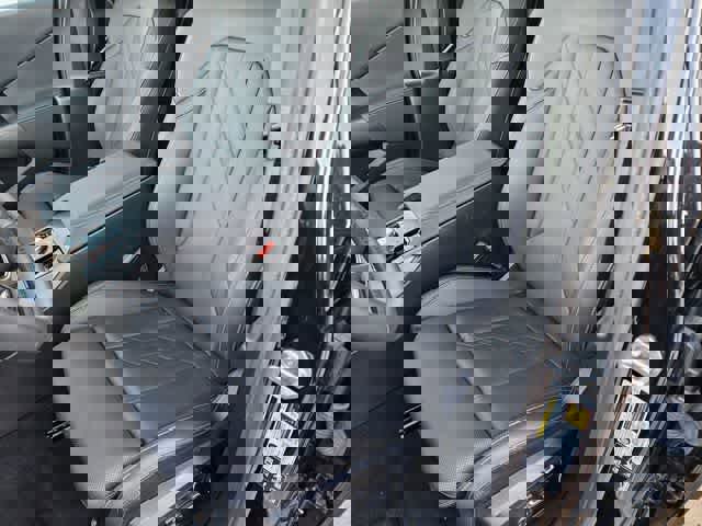 Used 2025 BMW X3 xDrive30i w/ M Sport Package image 11