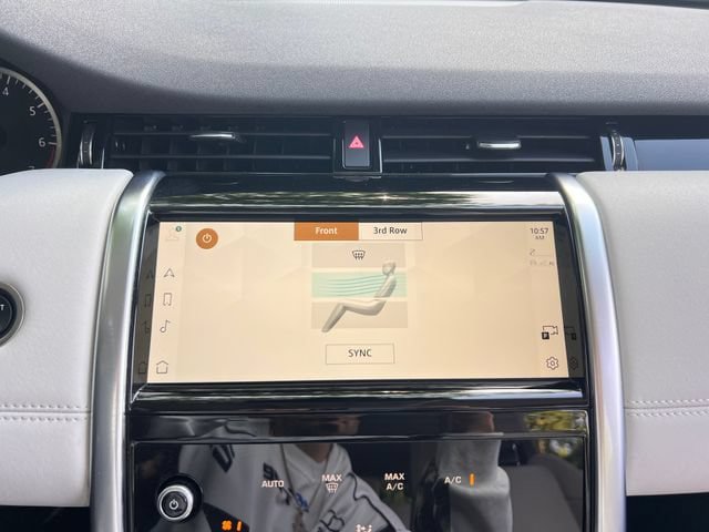 Used 2023 Land Rover Discovery Sport SE AWD/4WD image 28