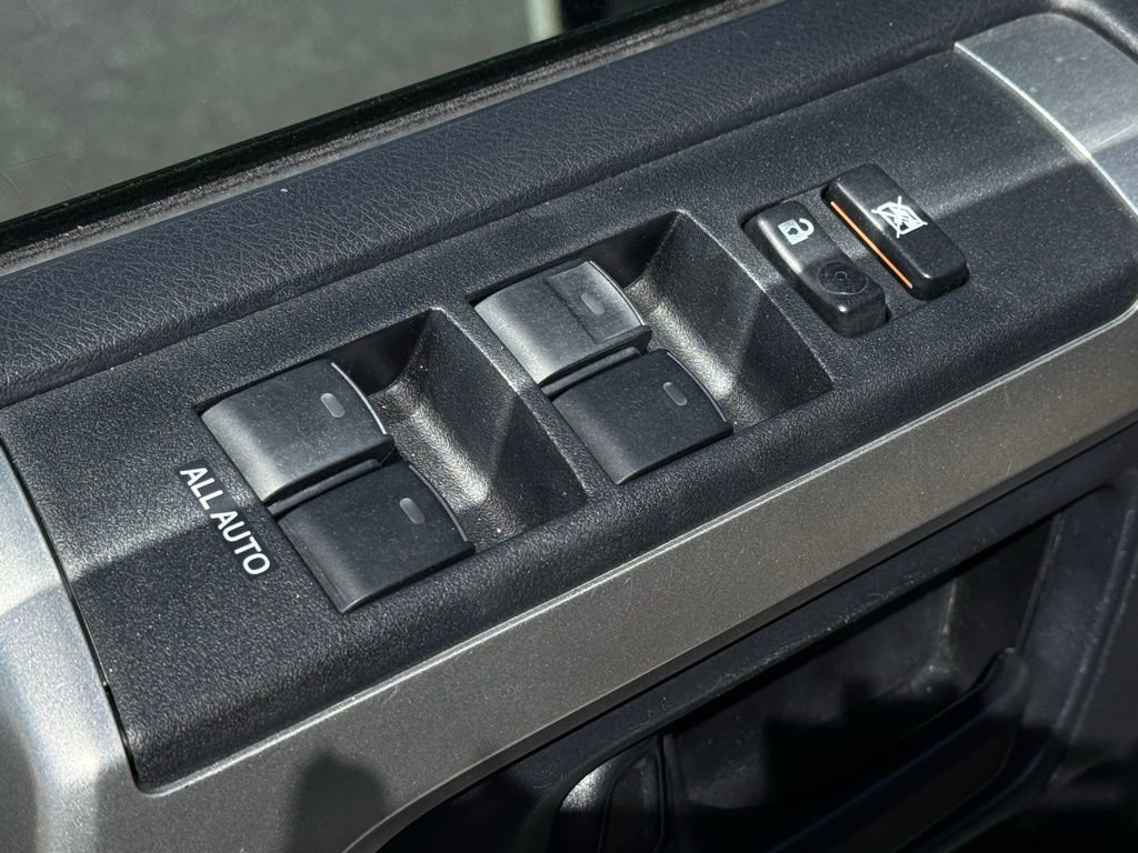 Used 2011 Toyota 4Runner SR5 w/ Convenience Pkg image 14