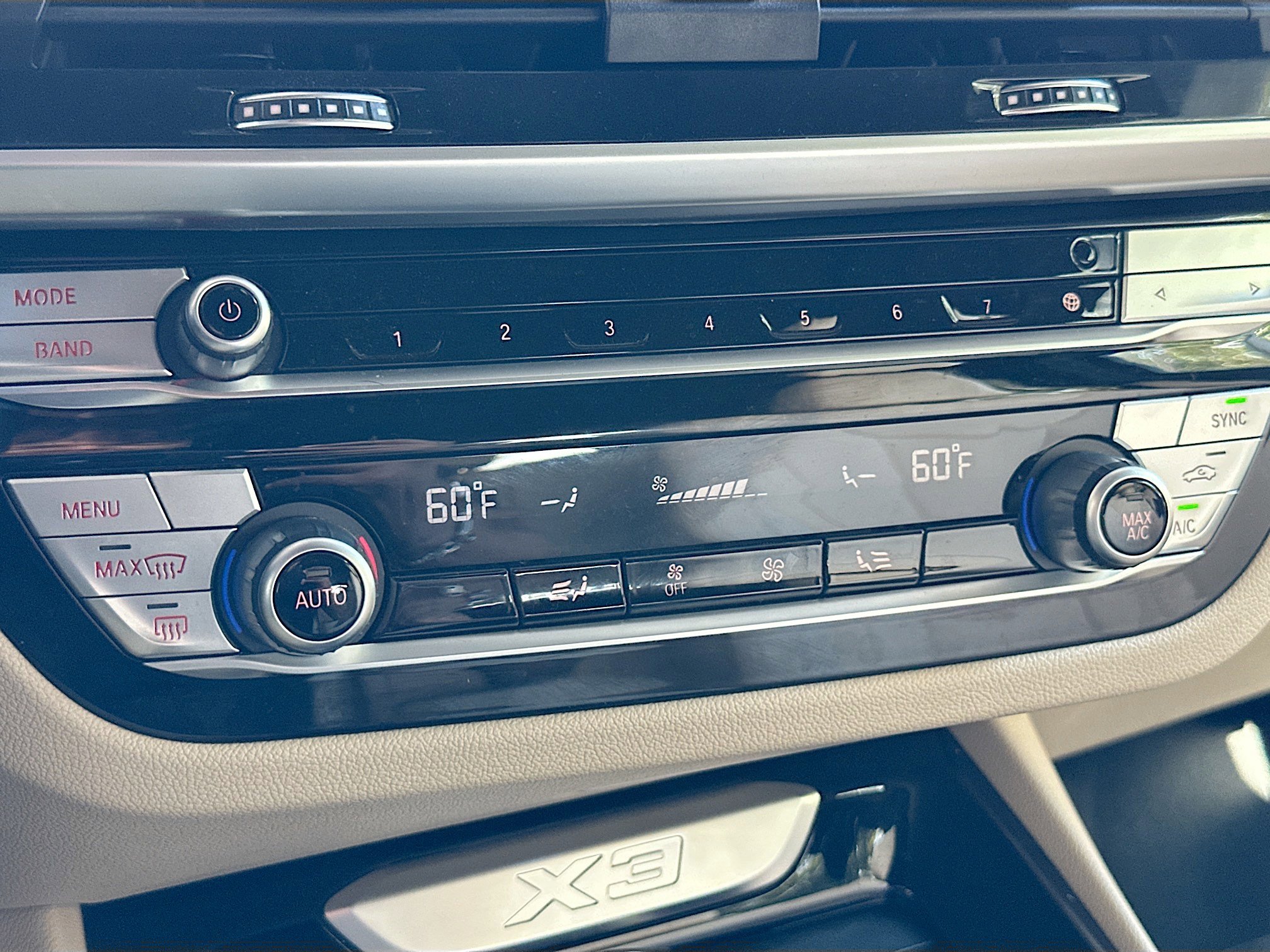 Used 2021 BMW X3 xDrive30e w/ Convenience Package image 16