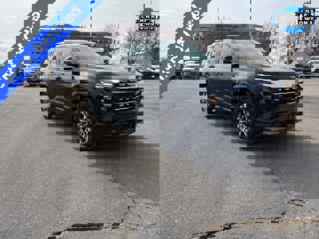 Used 2025 Chevrolet Equinox LT