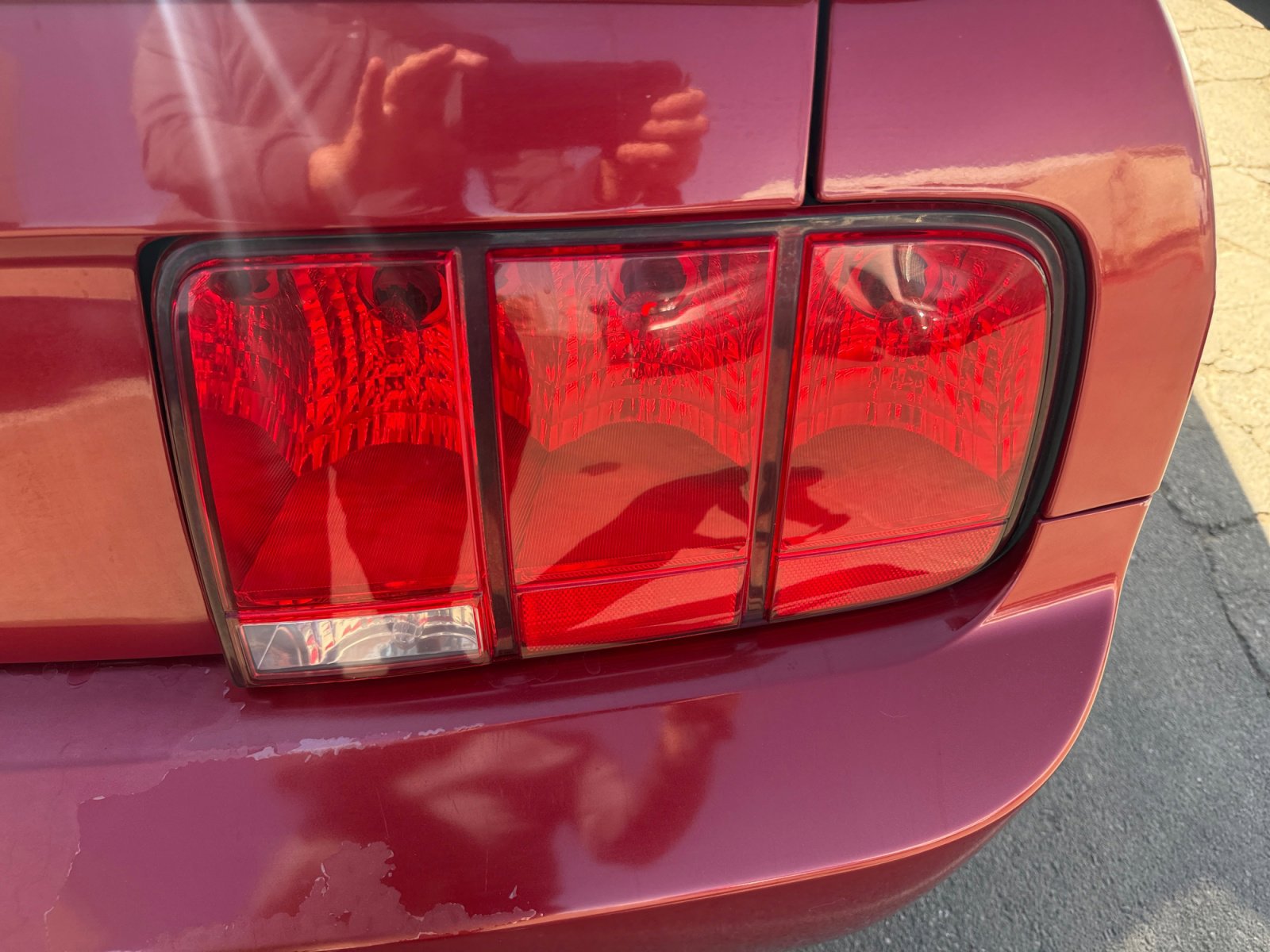 Used 2008 Ford Mustang Deluxe image 31