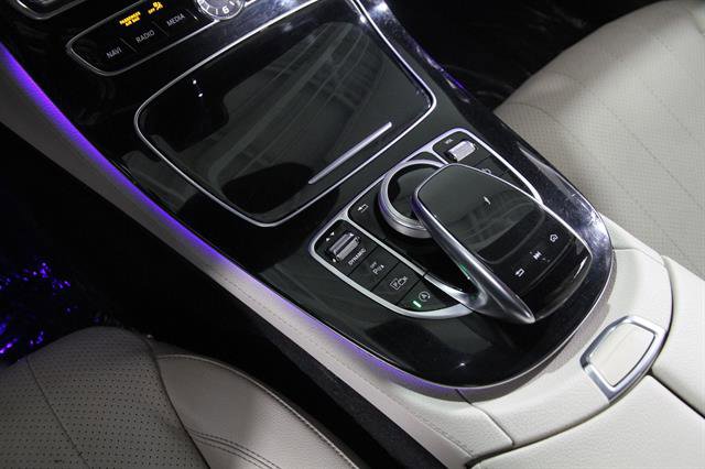 Used 2017 Mercedes-Benz E 300 4MATIC image 15
