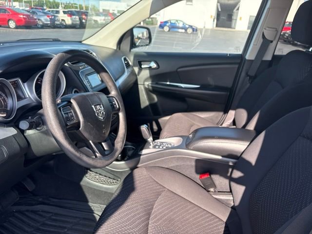 Used 2018 Dodge Journey SE w/ Blacktop Package FWD image 17