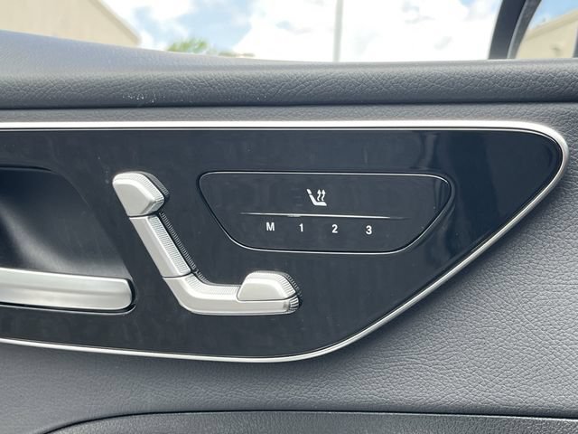 Used 2025 Mercedes-Benz C 300 4MATIC Sedan image 14