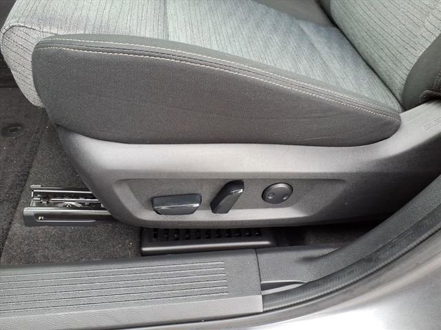 Certified 2023 Nissan Rogue SV image 12