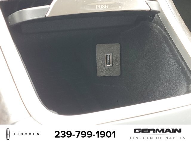 Certified 2019 Lincoln Nautilus Reserve FWD image 33