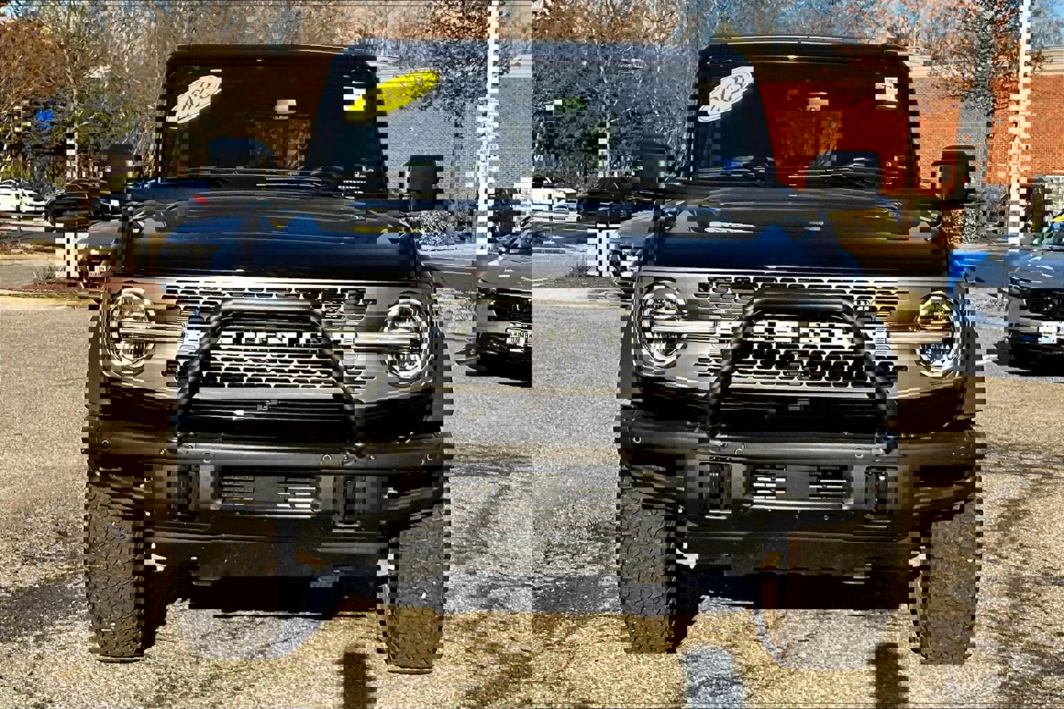 Used 2023 Ford Bronco Badlands image 3