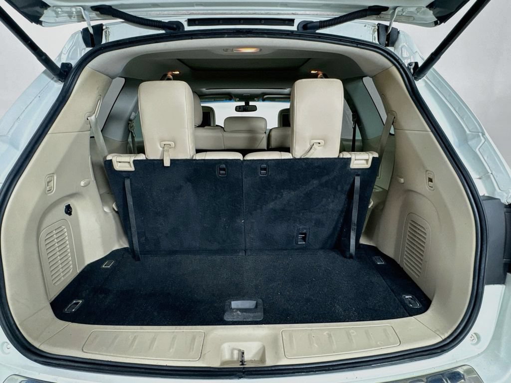 Used 2016 Nissan Pathfinder Platinum w/ Family Entertainment Package FWD image 35