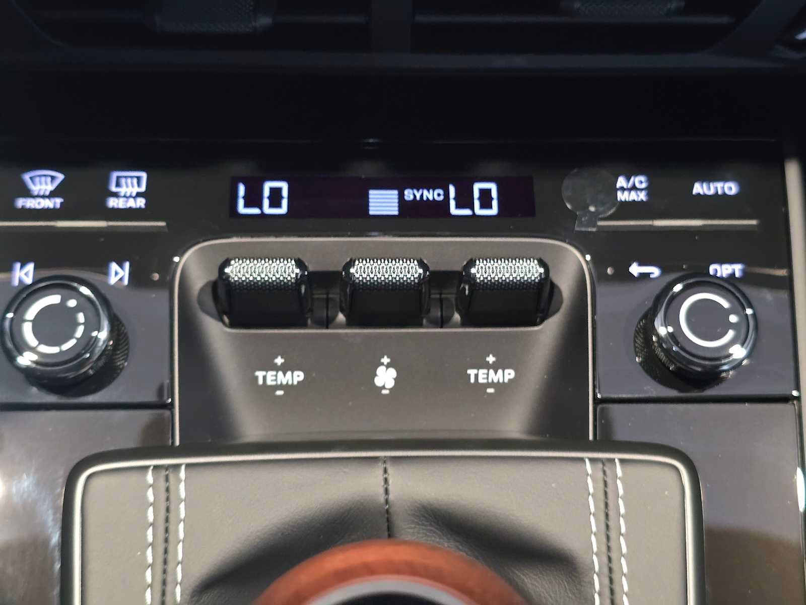 New 2026 Porsche 911 Carrera T RWD image 28