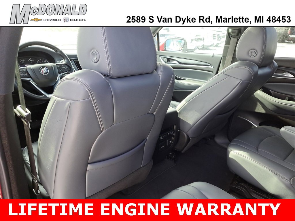 Used 2022 Buick Enclave Essence image 22