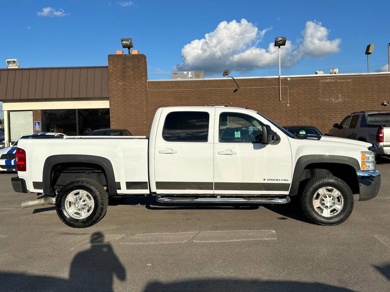 Used 2008 Chevrolet Silverado 2500 LTZ w/ Suspension Package, Off-Road AWD/4WD image 3