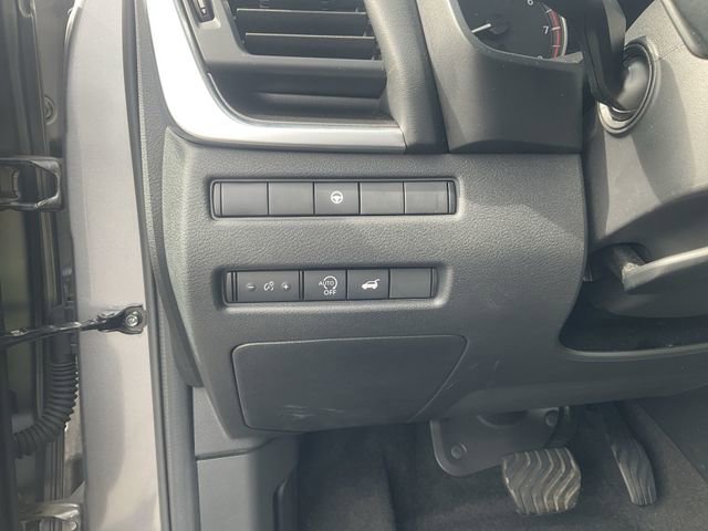 Certified 2023 Nissan Rogue SV w/ SV Premium B Package image 19