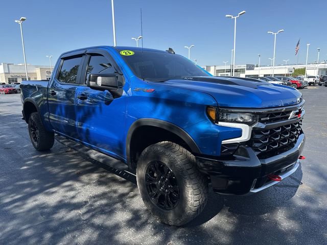 Used 2023 Chevrolet Silverado 1500 ZR2 w/ Technology Package AWD/4WD image 7