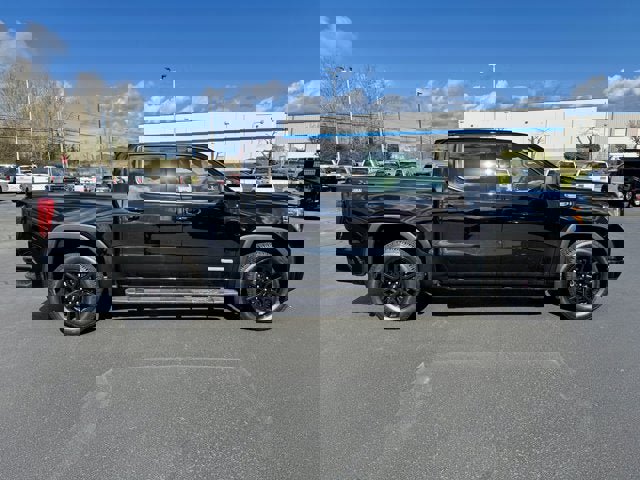 Used 2021 GMC Sierra 1500 Elevation w/ LPO, Elevation Black Package image 3