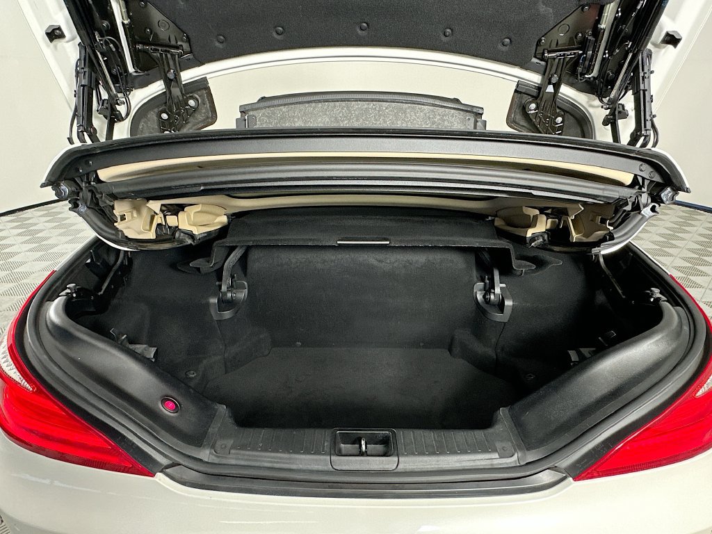 Used 2015 Mercedes-Benz SL 400 image 24