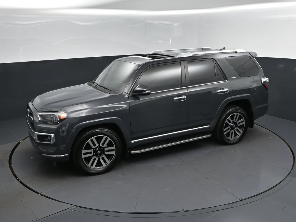Used 2024 Toyota 4Runner Limited RWD image 31