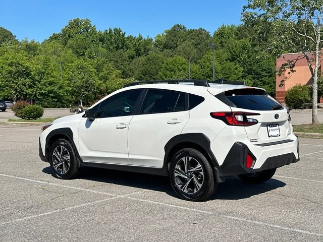 Used 2024 Subaru Crosstrek 2.0i Premium AWD/4WD image 3