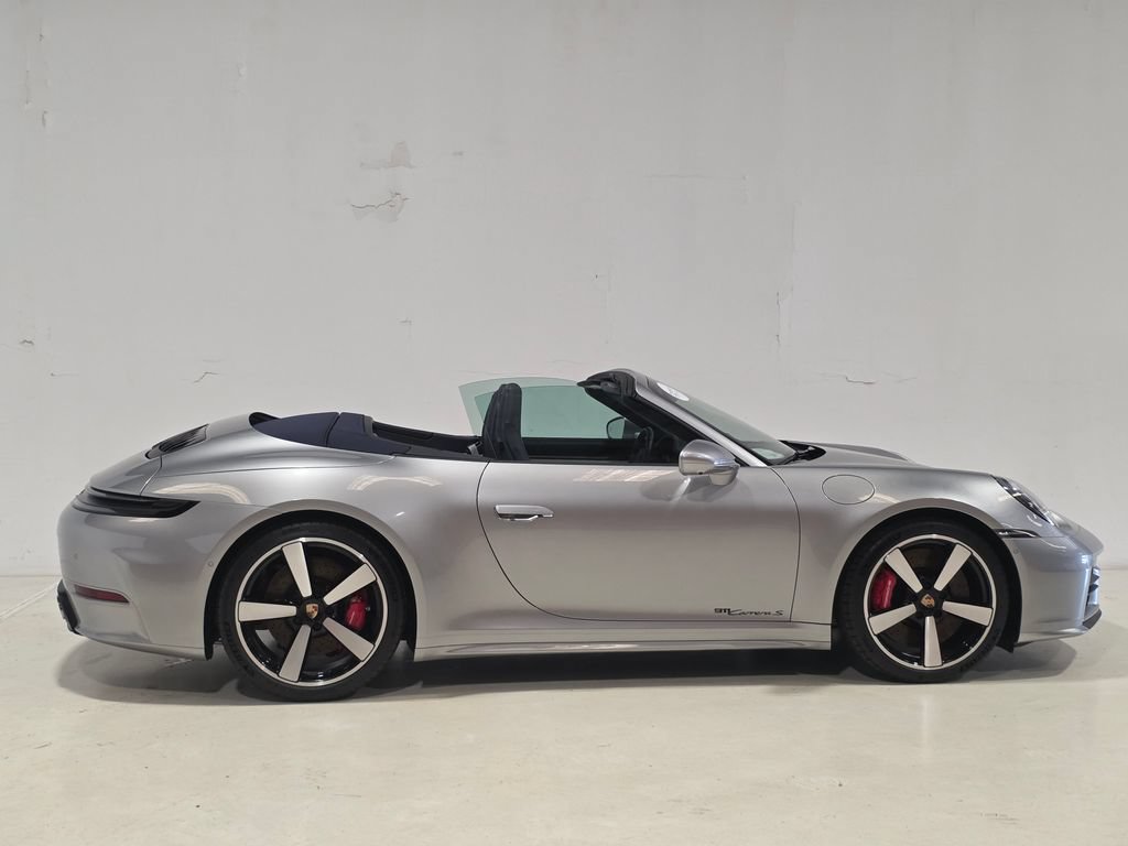 Certified 2026 Porsche 911 Carrera S RWD image 9
