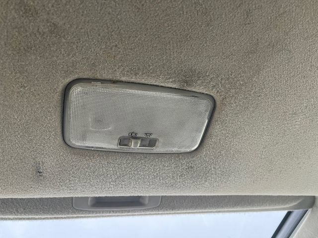 Used 2012 Toyota Prius Three w/ Solar Roof Pkg FWD image 17