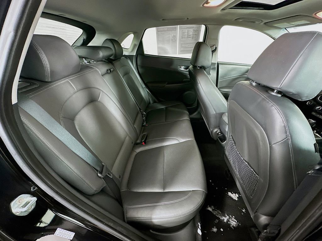 Used 2023 Hyundai Kona Limited w/ Cargo Package AWD/4WD image 35