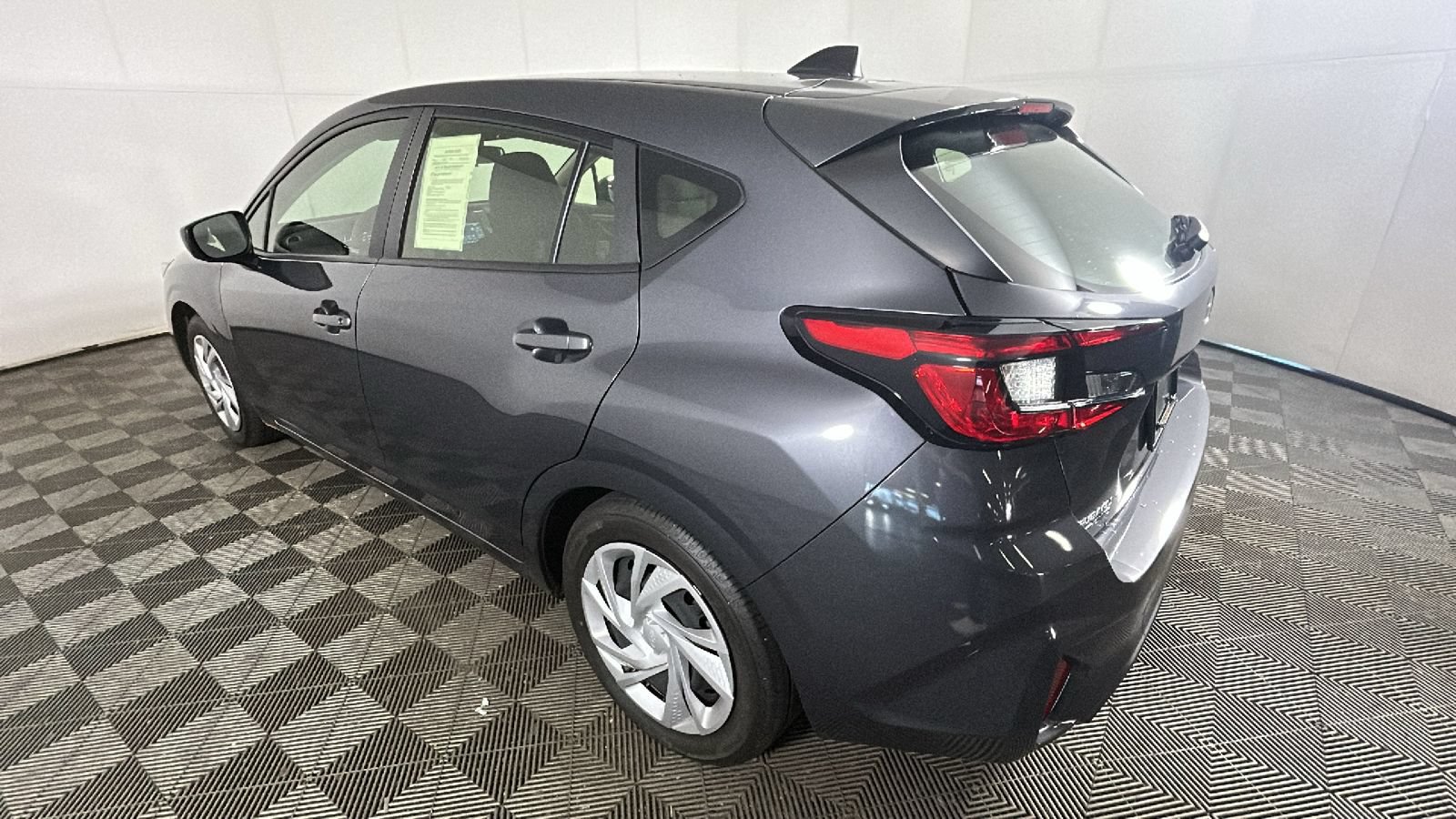 Used 2024 Subaru Impreza 2.0i AWD/4WD image 5