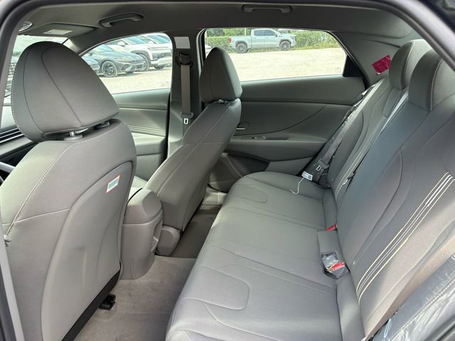 New 2026 Hyundai Elantra Sport image 7