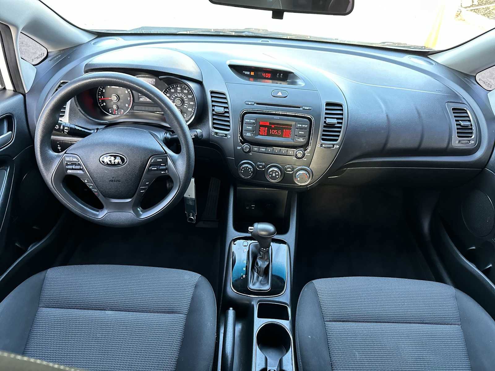 Used 2018 Kia Forte LX image 14