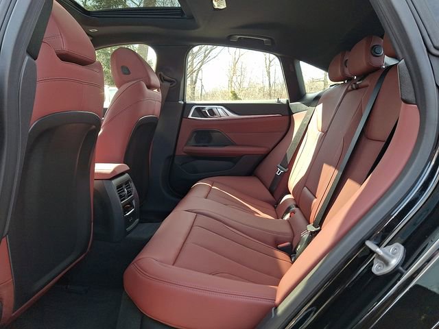 New 2026 BMW i4 xDrive40i image 9