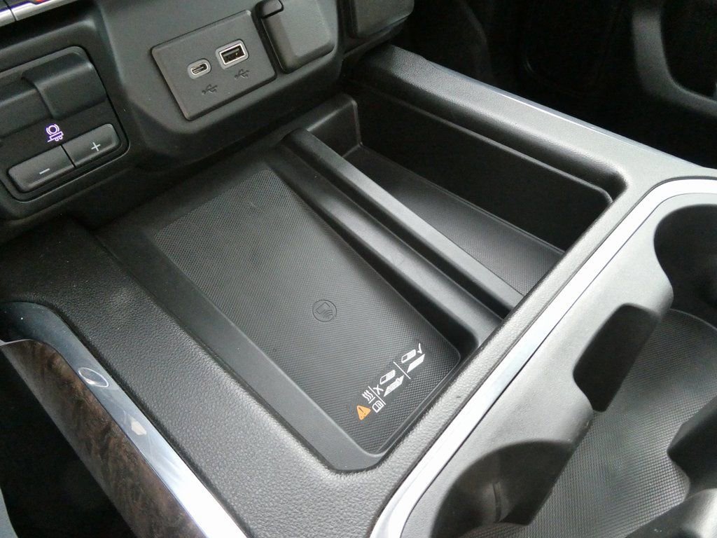 Used 2023 GMC Sierra 3500 Denali w/ Denali Ultimate Package image 28