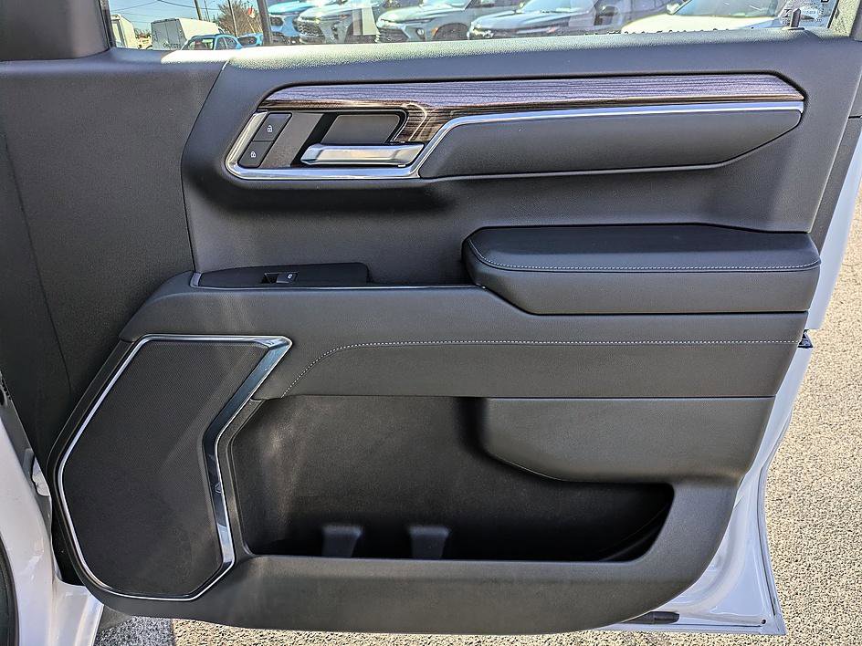 Used 2023 Chevrolet Silverado 1500 LT image 31