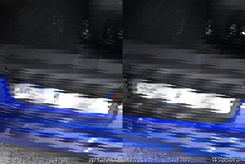 Used 2024 BMW 330i Sedan w/ M Sport Package RWD image 34