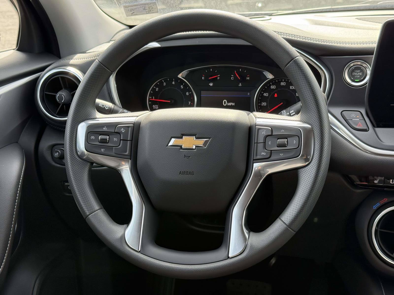 New 2026 Chevrolet Blazer LT w/ Convenience Package AWD/4WD image 9