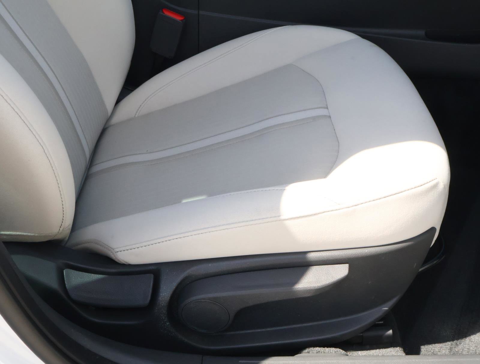 Used 2025 Hyundai Sonata SEL image 17