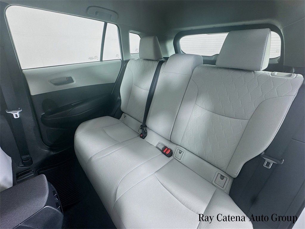 Used 2023 Toyota Corolla Cross L image 24