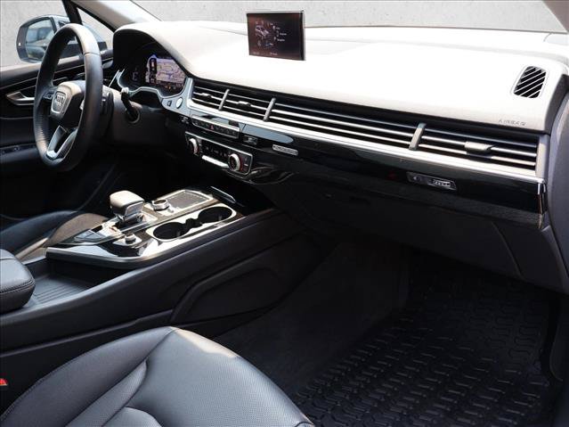 Used 2019 Audi Q7 3.0T Prestige w/ Prestige Package AWD/4WD image 26