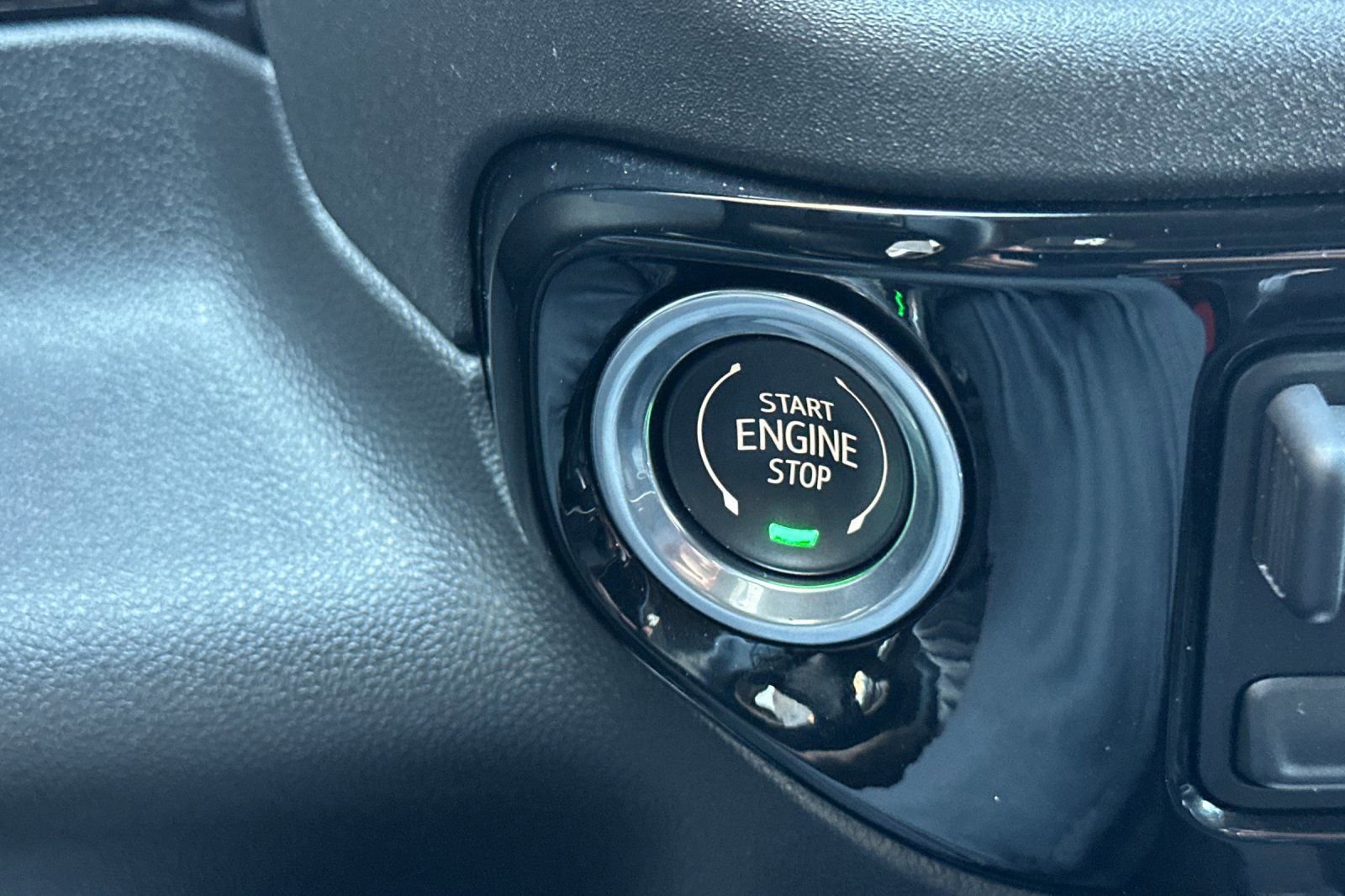 Used 2025 Chevrolet Silverado 1500 LT w/ All Star Edition Plus image 23