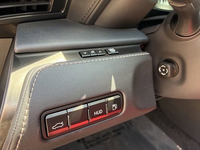 Used 2022 Lexus LC 500 Convertible w/ Touring Package RWD image 9