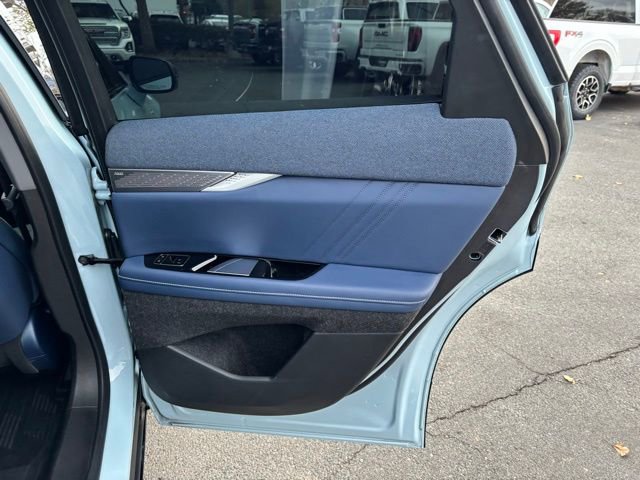 Used 2025 Cadillac Optiq Sport 2 image 36