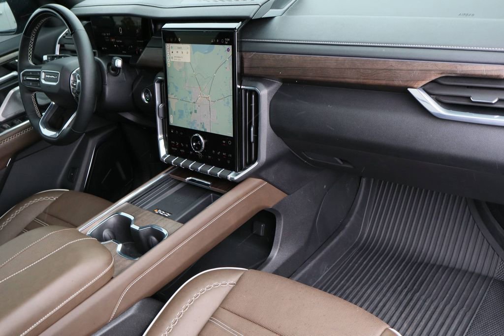 Certified 2026 GMC Acadia Denali Ultimate w/ LPO, Floor Liner Package image 35