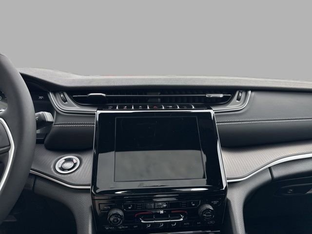 New 2025 Jeep Grand Cherokee L Laredo w/ Luxury Tech Group I image 15